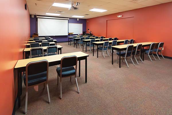 SMART Classroom Room (115)